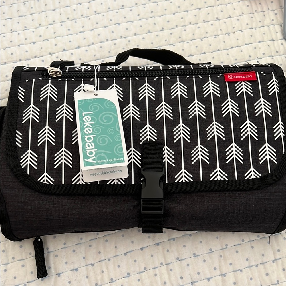 NWT Leke baby portable changing pad